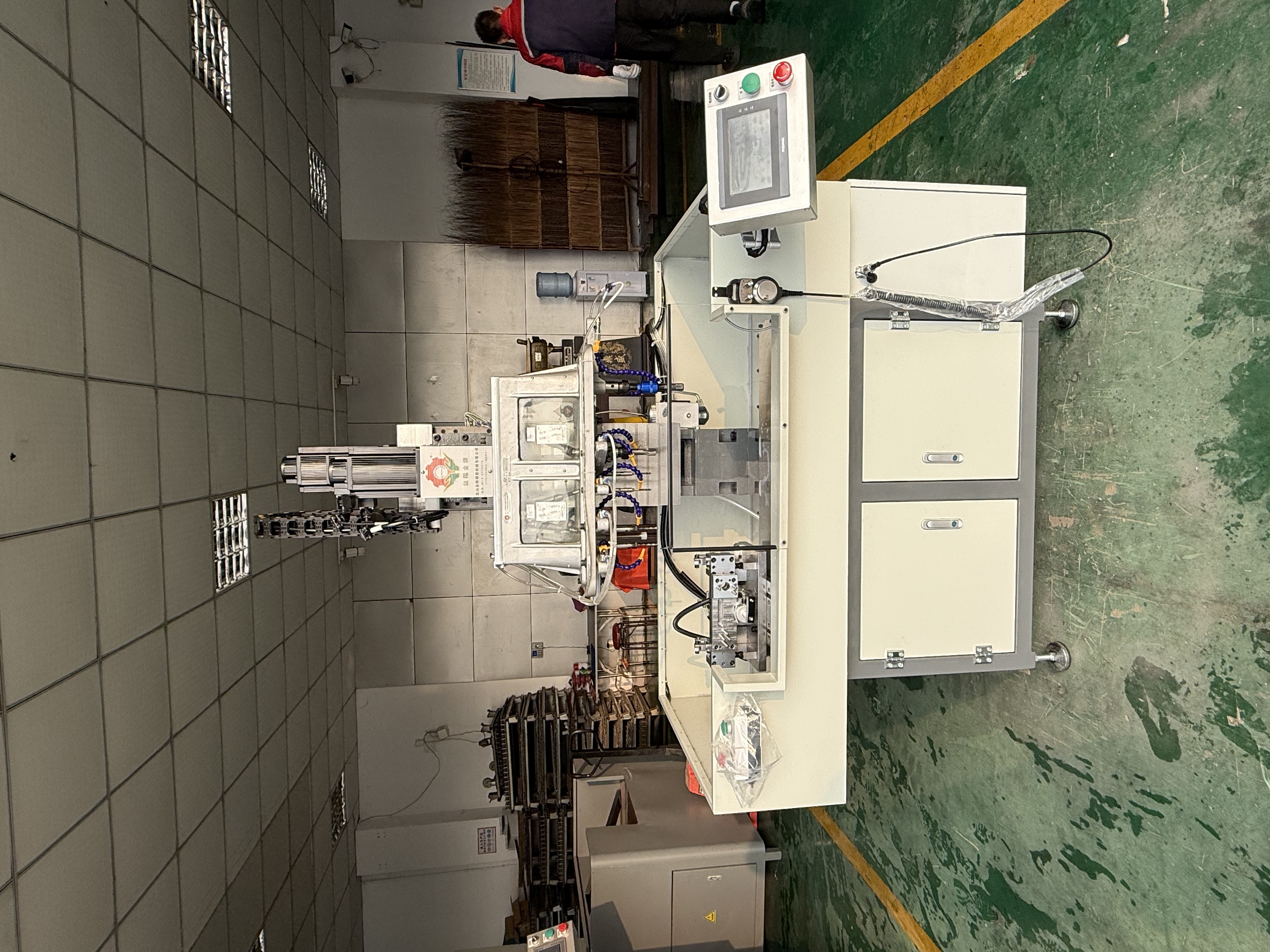 d1a6ade6aac7a3b12a22457b7b716f9.jpg